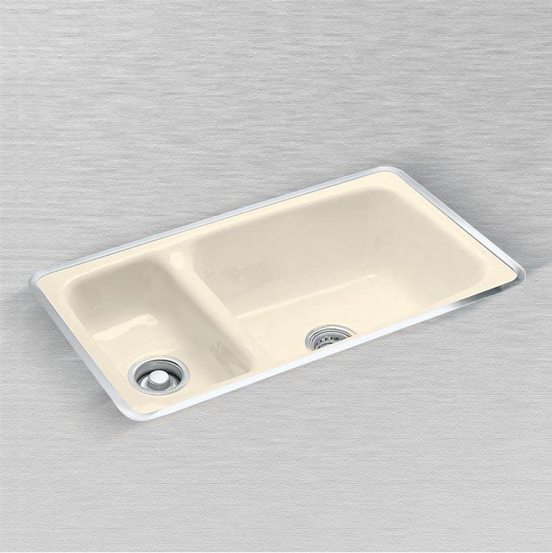 Ceco 32 x 18 x 9 High-Low Double Bowl - Tile or Rim Mount
